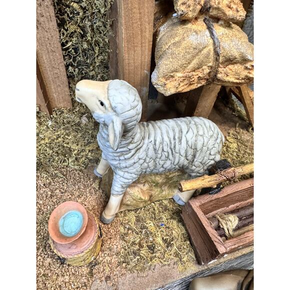 GRANDEUR NOEL 14 pc Porcelain NATIVITY ACCESSORIES SET & WOOD CRECHE Christmas - Picture 11 of 16